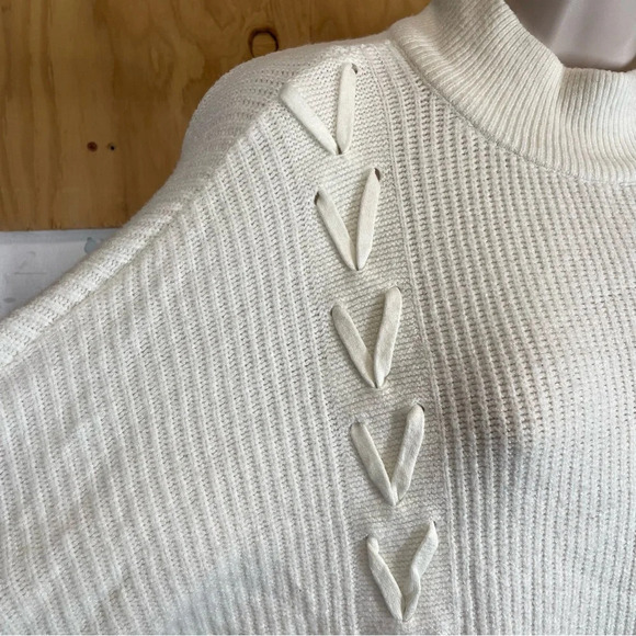 Tahari mock neck knit sweater lace up women’s large soft casual minimalist - Picture 3 of 6